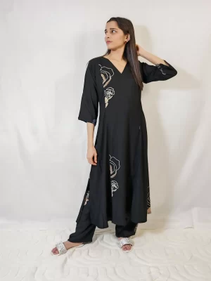 Coord set - Black feeding type