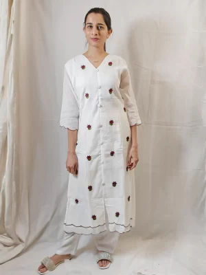 White Mulcotton kurti – kurtis UAE