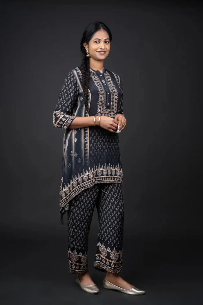 Midnight Black Geo-Ornate C-Line Crepe 2 Piece Kurti Set (2) Black Geometric C-Line High-Low Kurti Set