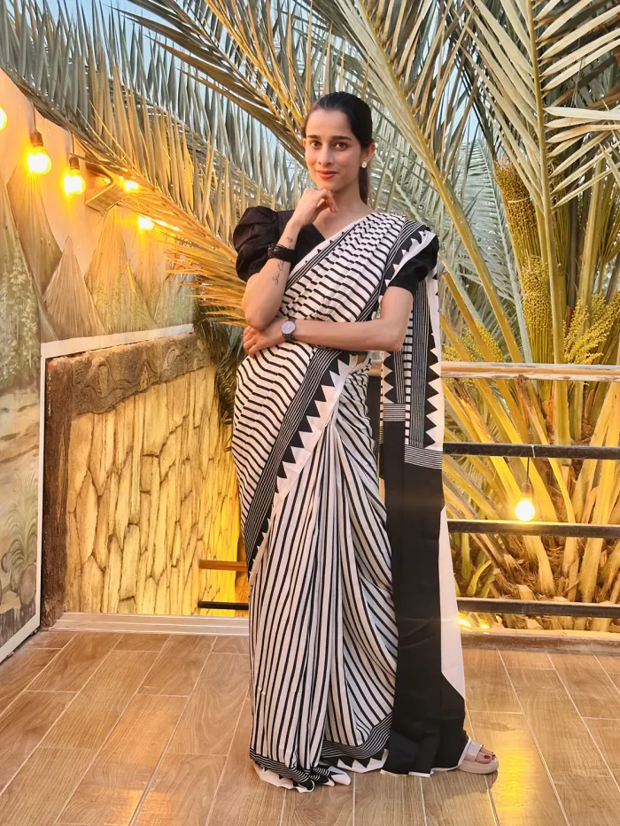 Black and white saree perfect for family functions