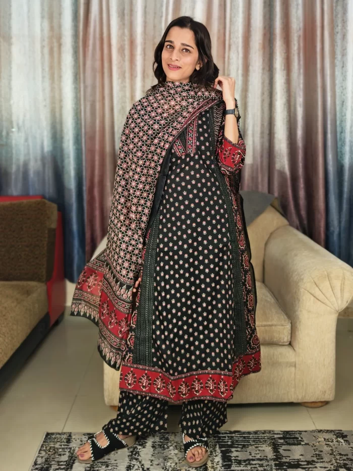Black printed kurta set for festive and casual wear