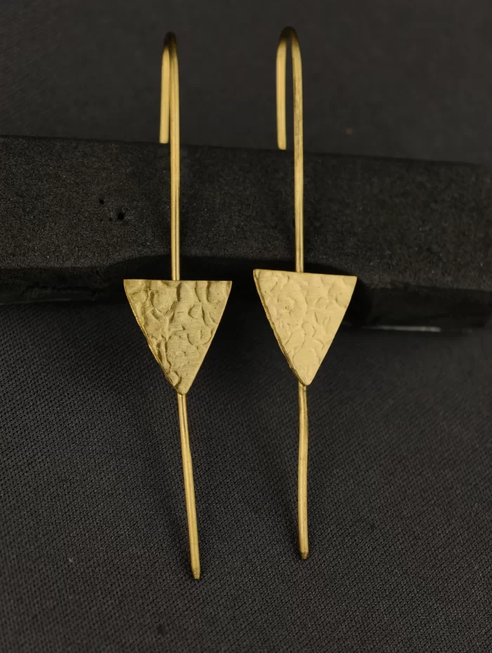 GOLDEN PYRAMID EARCUFF Pair of Golden Pyramid Ear Cuffs with long threader chains and hammered triangular details