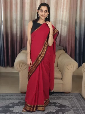 Maroon Mul Cotton Saree with Kanchi Border (1) Maroon Mul Cotton Saree with Kanchi Border in a full-length front view